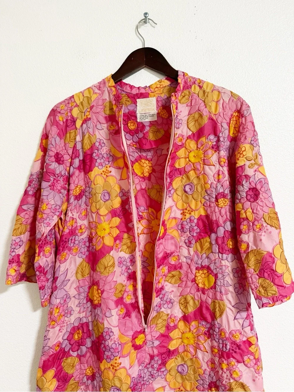 Vintage 60s Millay Floral Retro Mod Robe Housecoat Pink Size S